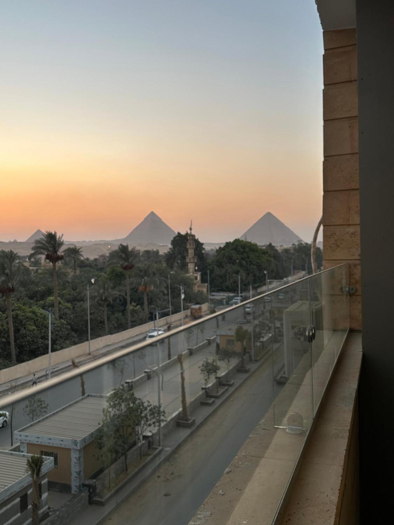 Taj Pyramids View Inn Kafrat al Jabal ภายนอก รูปภาพ