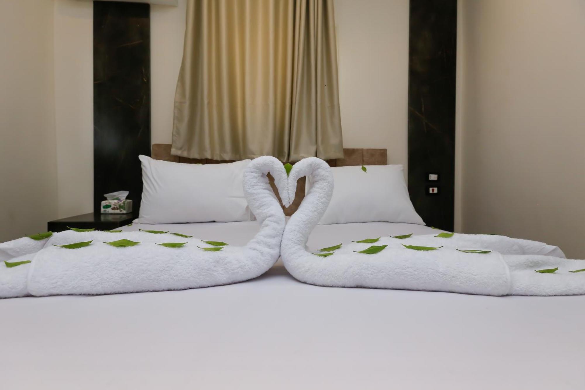 Taj Pyramids View Inn Kafrat al Jabal ภายนอก รูปภาพ